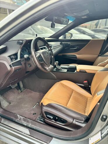 Lexus: Lexus ES: 2021 г., 2.5 л, Гибрид — 12