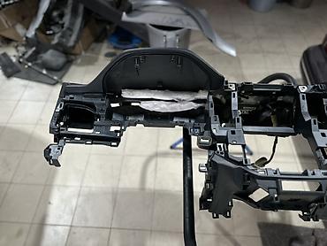 тарпеда: Панель приборов (торпедо) Subaru Outback 19-20год Не стреляла, есть — 4