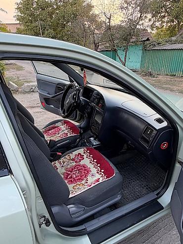 Продажа авто: Hyundai Elantra: 2003 г., 1.6 л, Бензин, Седан — 8