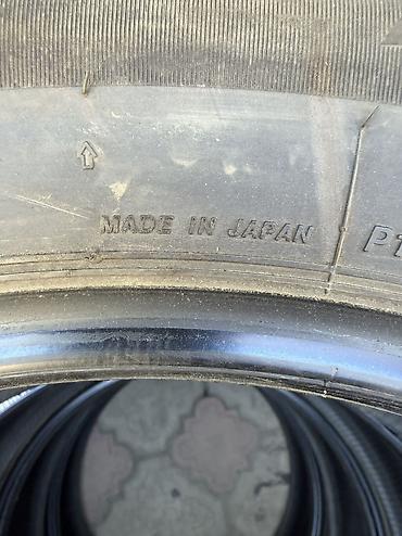 60: 235/60/18 4 шт комплект в идеальном состоянии фирма Bridgestone год — 6