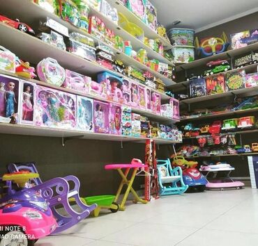 siqaret polkasi: Magazinin vitrin taxtalari Qiymet 80 man 450 alanib 9 dene Eni 43