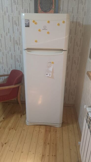 Ət çəkən maşınlar: İşlənmiş Indesit Soyuducu Satılır