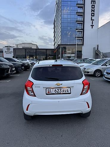 Продажа авто: Chevrolet Spark: 2018 г., 1 л, Вариатор, Бензин, Хэтчбэк — 4