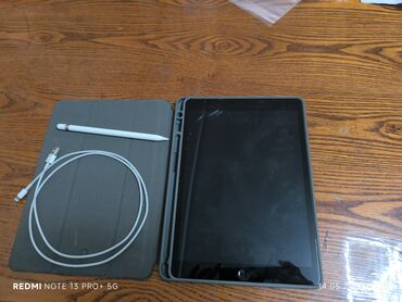 чехол на ipad: Планшет, Apple, 7" - 8", Wi-Fi, Классический цвет - Серый