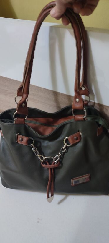 Torbe: Tašnice moje .Cene od 700 do 2500 kožna crna Mango — 9