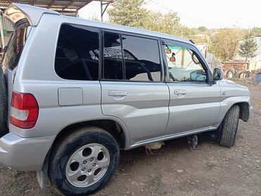 maşin qiymetleri: Mitsubishi Pajero: 2 l | 2004 il 300000 km Ofrouder/SUV