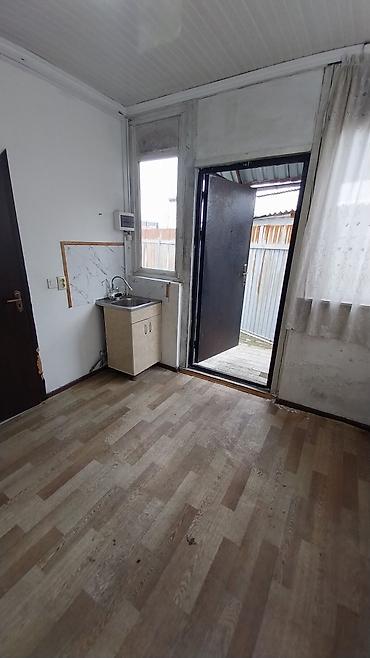 Продажа коттеджей и домов: Срочно продаю дом, с.Маевка, ул.Школьная - Переулок Веселый, участок — 6