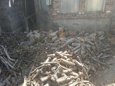 Отдам даром: Продам дрова дешева, мешок 100 сом, дерево орех