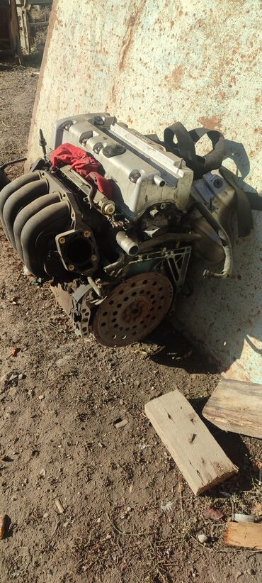 мотоцикл ктм кросс: Бензиндик кыймылдаткыч Honda 2002 г., 2 л, Колдонулган, Оригинал, Жапония
