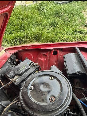 VAZ (LADA): VAZ 2107 sedan - Kuzov: 4 qapılı sedan, qırmızı rəng - Mühərrik — 8