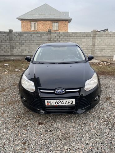 чехол нексия 1: Ford Focus: 2013 г., 1.6 л, Механика, Бензин, Хэтчбэк