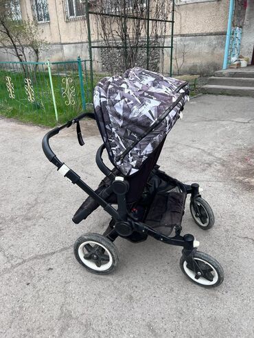 Коляски: Продаем коляску для двойни