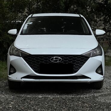 продаю hyundai solaris: Hyundai Solaris: 2020 г., 1.6 л, Типтроник, Бензин, Седан