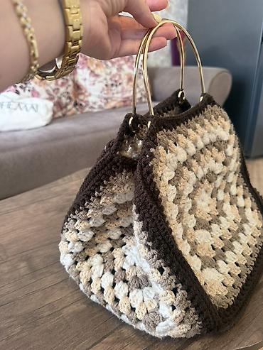 Çantalar: Əl işı toxunma çanta - Dizayn: Qəfəsvari “granny square” naxışlı — 4