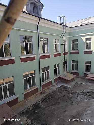 каркасные бассейны б у: Продаётся двухэтажное здание с внутренним двором. Характеристики: - — 3
