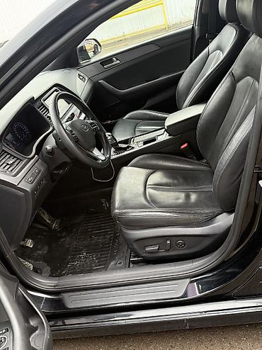 Hyundai: Hyundai Sonata: 2019 г., 2 л, Автомат, Газ, Седан at lalafo.kg — 13 Hyundai: Hyundai Sonata: 2019 г., 2 л, Автомат, Газ, Седан — 13