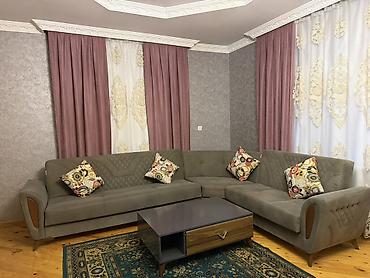 oturaca: İşlənmiş, Künc divan, Qonaq otağı üçün, Açılmayan — 1