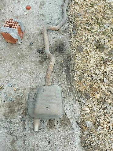 prolutex mk: ALFA 147 JTD ZADNJI LONAC | Odlican bez korozije. Polovni delovi za — 2