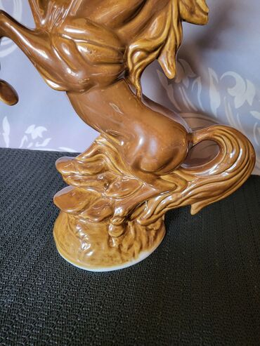 Figure: Figura, bоја - Braon, Novo — 2