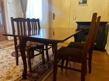 Masa və oturacaq dəstləri: Qonaq otağı üçün, İşlənmiş, Açılan, 6 stul — 3