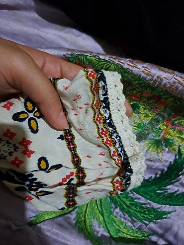 ag koynek: Bakıya çatdırılma mövcuddur. Etnik naxışlı qadın bluzu - Rənglər: ağ — 3