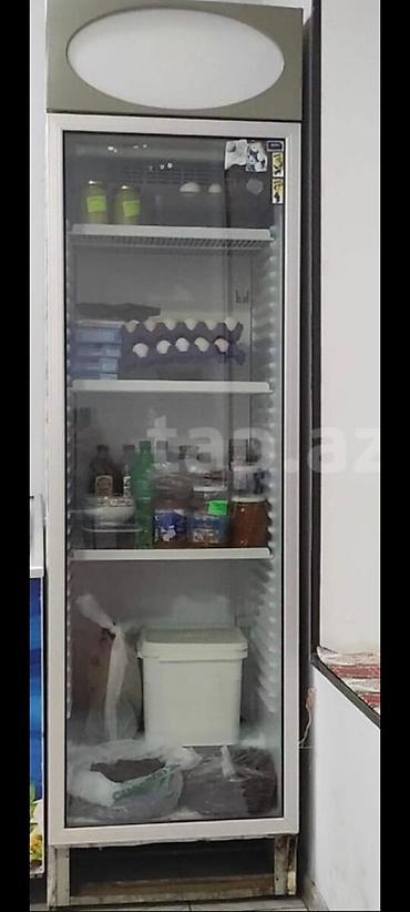 Sok su vitrini tecili satilir hec bir problemi yoxdu pasi curuyu yoxdu