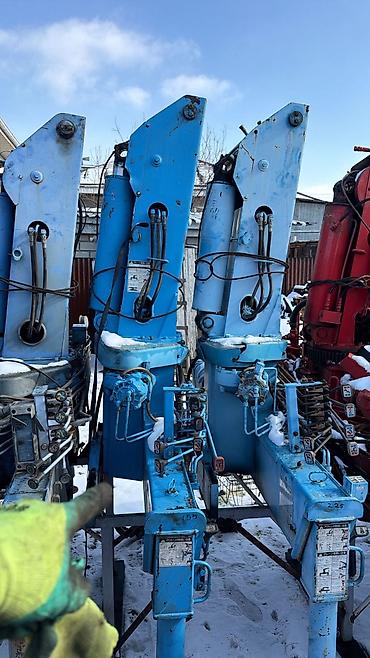 Манипуляторы: Манипулятор — 3