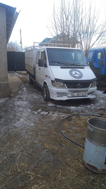 Легкий грузовой транспорт: Легкий грузовик, Б/у — 7