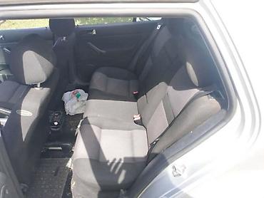 Automobili: VOLKSWAGEN GOLF 4 - KOMPLETAN AUTO U DELOVIMA | Delovi Golf 4 — 4