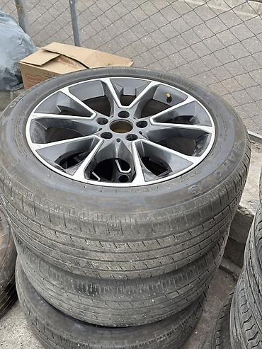 Колеса в сборе: Комплект литых дисков с шинами R19 На BMW X5 Шины: - Тип: летние - — 3