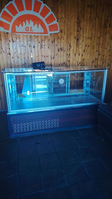 Soyuducu avadanlığı: Shirniyyat vitrin soyuducu 550 Azn. Tecili bugun cixmalidir. Unvan — 1