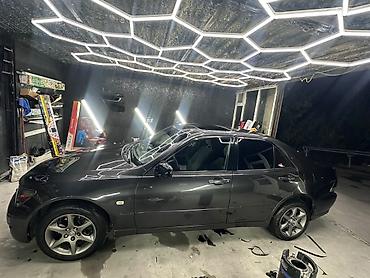 гаражные распродажа: Lexus IS: 2003 г., Автомат, Бензин, Седан — 9