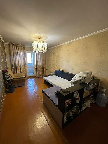 104: 3 комнаты, 58 м², 3 мкр 104 серия, 4 этаж, Старый ремонт — 2