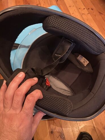 Kuryer çantaları: - Wolt çatdırılma çantası - Sabrina kask yaxşı vəziyyətdə - 1ədəd led — 9