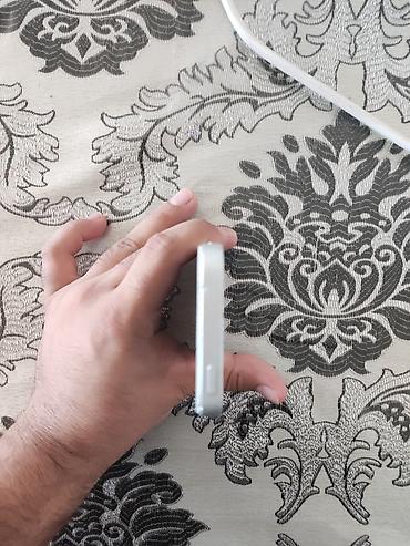 i̇pone 5s: IPhone 5s, Gümüşü, Barmaq izi — 6