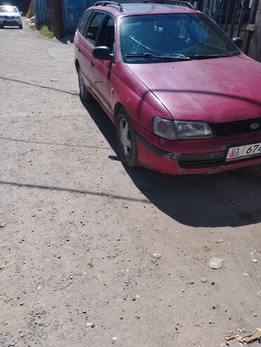 машына ош: Toyota Carina: 1993 г., 1.8 л, Механика, Бензин, Универсал