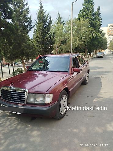 Mercedes-Benz: Mercedes-Benz 190 (W201): 1.8 l | 1992 il Sedan — 1