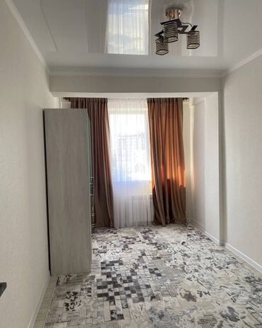 двухкомнатная квартира ош: 2 комнаты, Риэлтор, Без подселения, С мебелью полностью