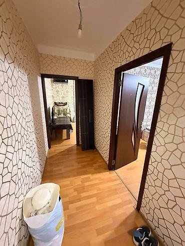 bayilda heyet evi: İcarəyə verilir 2 otaqlı köhnə tikili 60 m², Həzi Aslanov m. 600 — 6