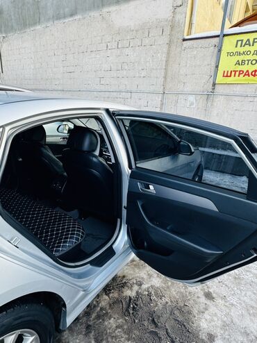Hyundai: Hyundai Sonata: 2019 г., 2 л, Автомат, Газ, Седан — 9