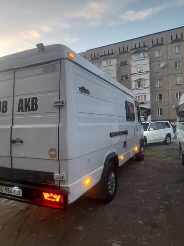 задние фонари спринтер: Легкий грузовик, Mercedes-Benz, Стандарт