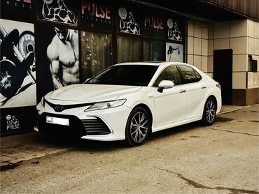 тоета прадо: Toyota Camry: 2022 г., 2.5 л, Вариатор, Гибрид, Седан