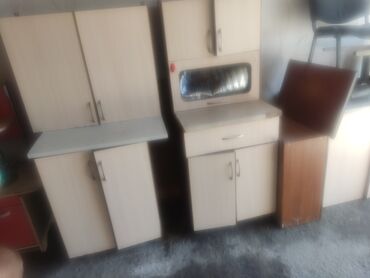 кухонный мебел: Кухонный гарнитура 
б/у 2 метр 2800 сом