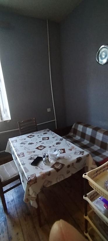 kirayə ev bakida: Bakixanovda stansiya terefde 2/5 mertebesinde 2 otaqli stalin layiheli — 3
