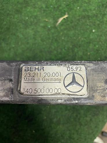 behr: Масляный радиатор Mercedes-Benz 1996 г., Б/у, Оригинал, Япония — 2