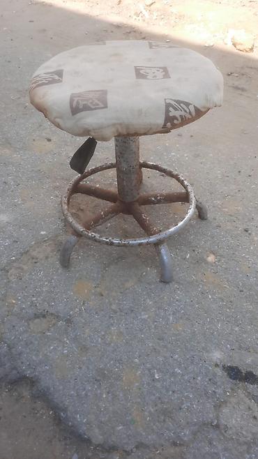 taburetkalar: Tənzimlənən hündürlüklü dönər tabure - Material: metal karkas — 3