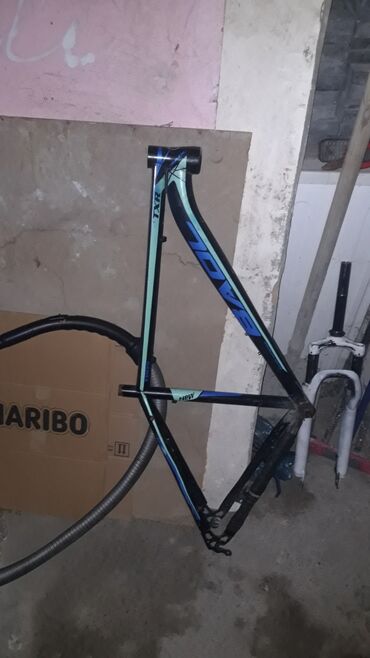 Velosiped ehtiyyat hissələri: Velosiped ehtiyat hissələri dəsti Tərkib: - Arxa sürət dəyişdirici — 14