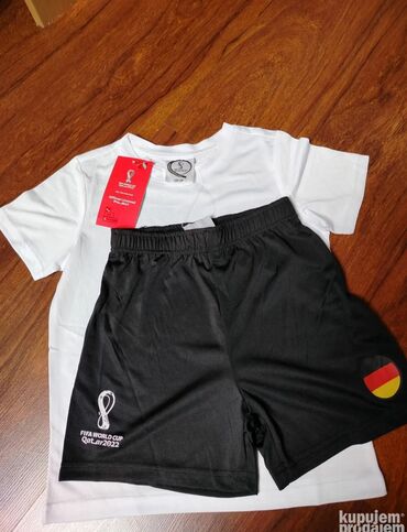 dečije jakne za dečake: Set: T-shirt, Shorts, 122-128