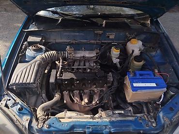 Daewoo Lanos: 1999 г., 1.5 л, Механика, Бензин, Седан