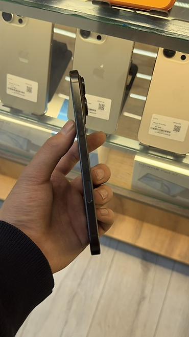 apl: IPhone 16 Pro Max, Б/у, 256 ГБ, Black Titanium, Зарядное устройство, Защитное стекло, Чехол, В рассрочку, 90 % — 5